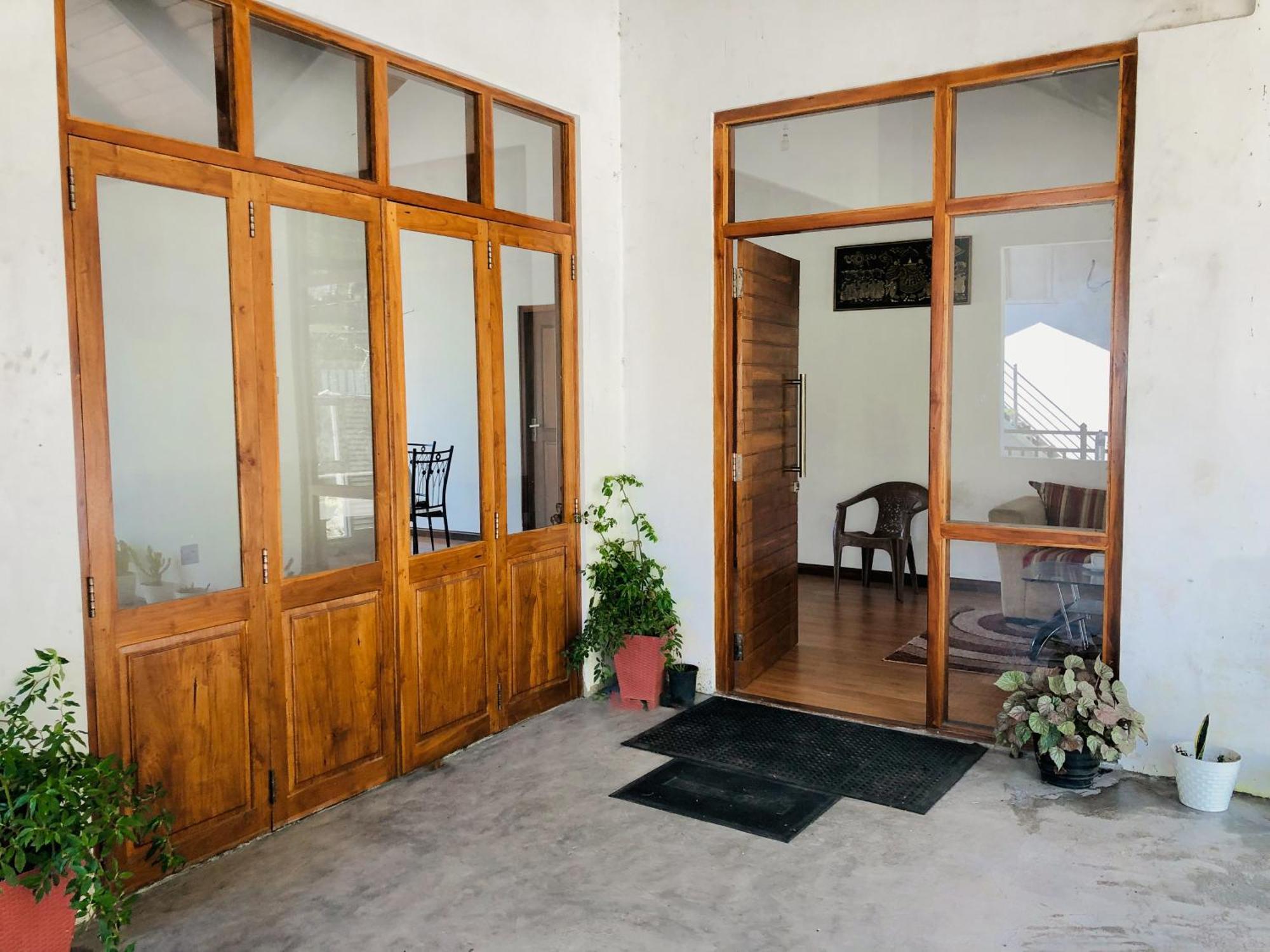 Star Holiday Home Νουβάρα Ελίγια Εξωτερικό φωτογραφία
