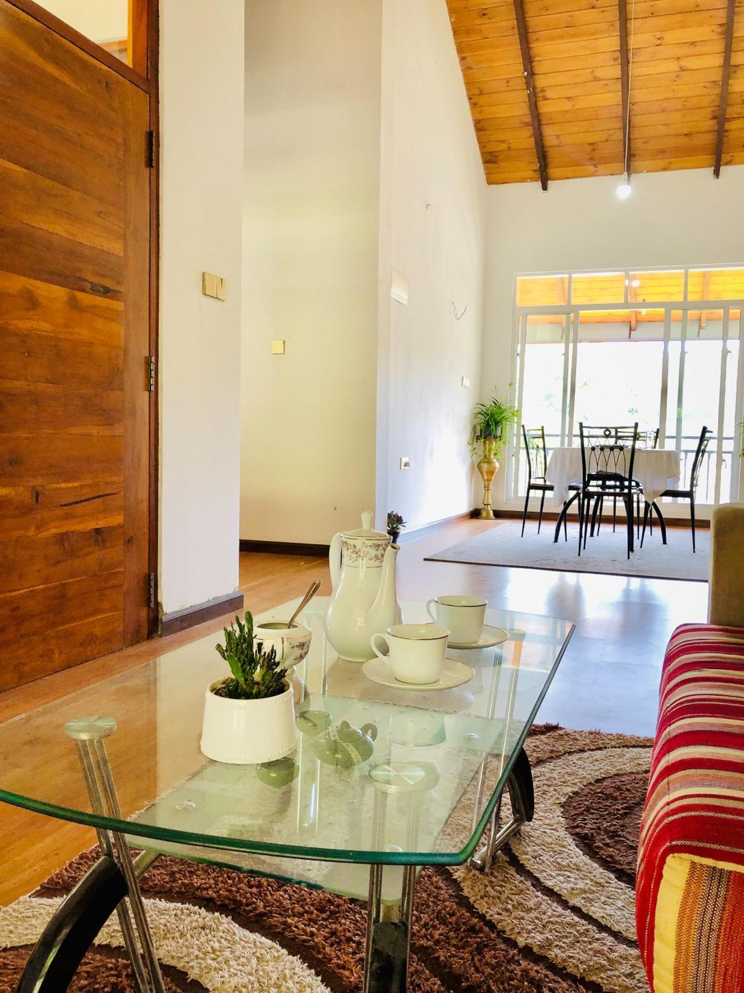 Star Holiday Home Νουβάρα Ελίγια Εξωτερικό φωτογραφία