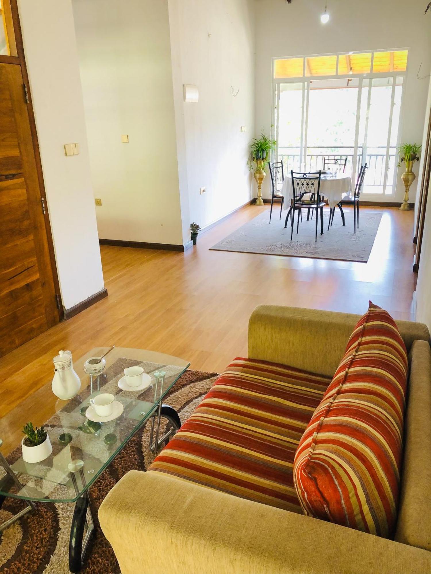 Star Holiday Home Νουβάρα Ελίγια Εξωτερικό φωτογραφία