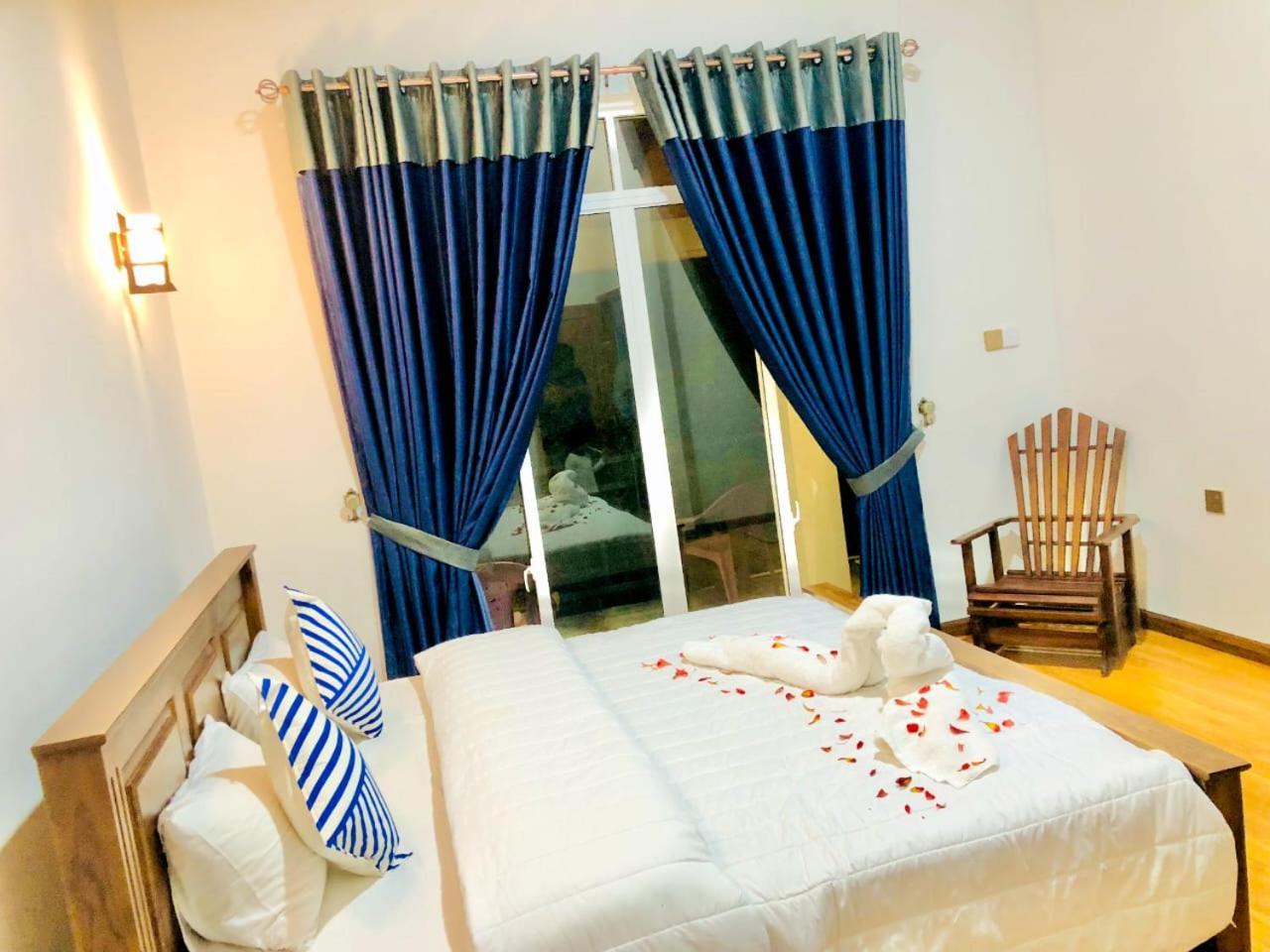 Star Holiday Home Νουβάρα Ελίγια Εξωτερικό φωτογραφία